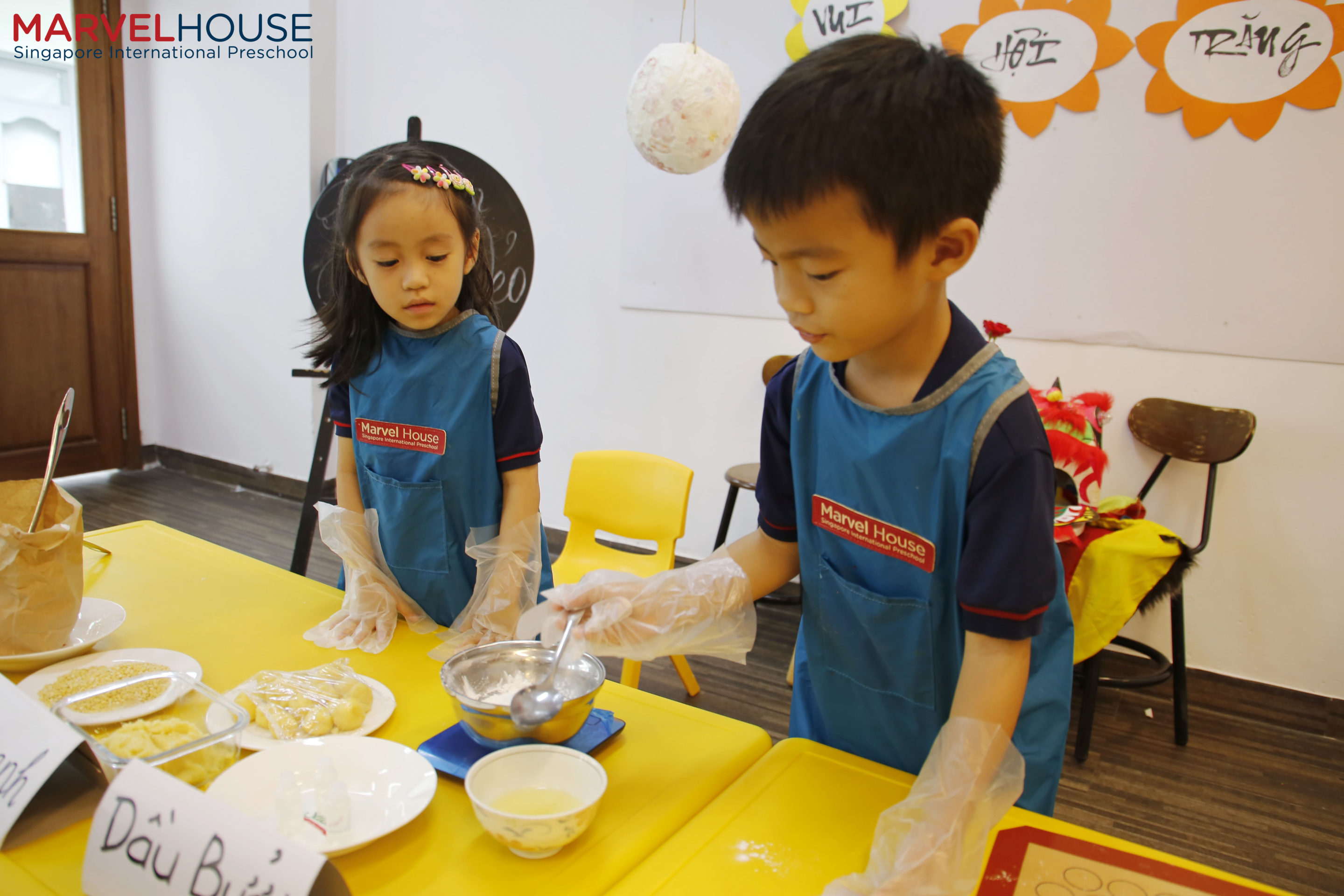 Sticky rice mooncake