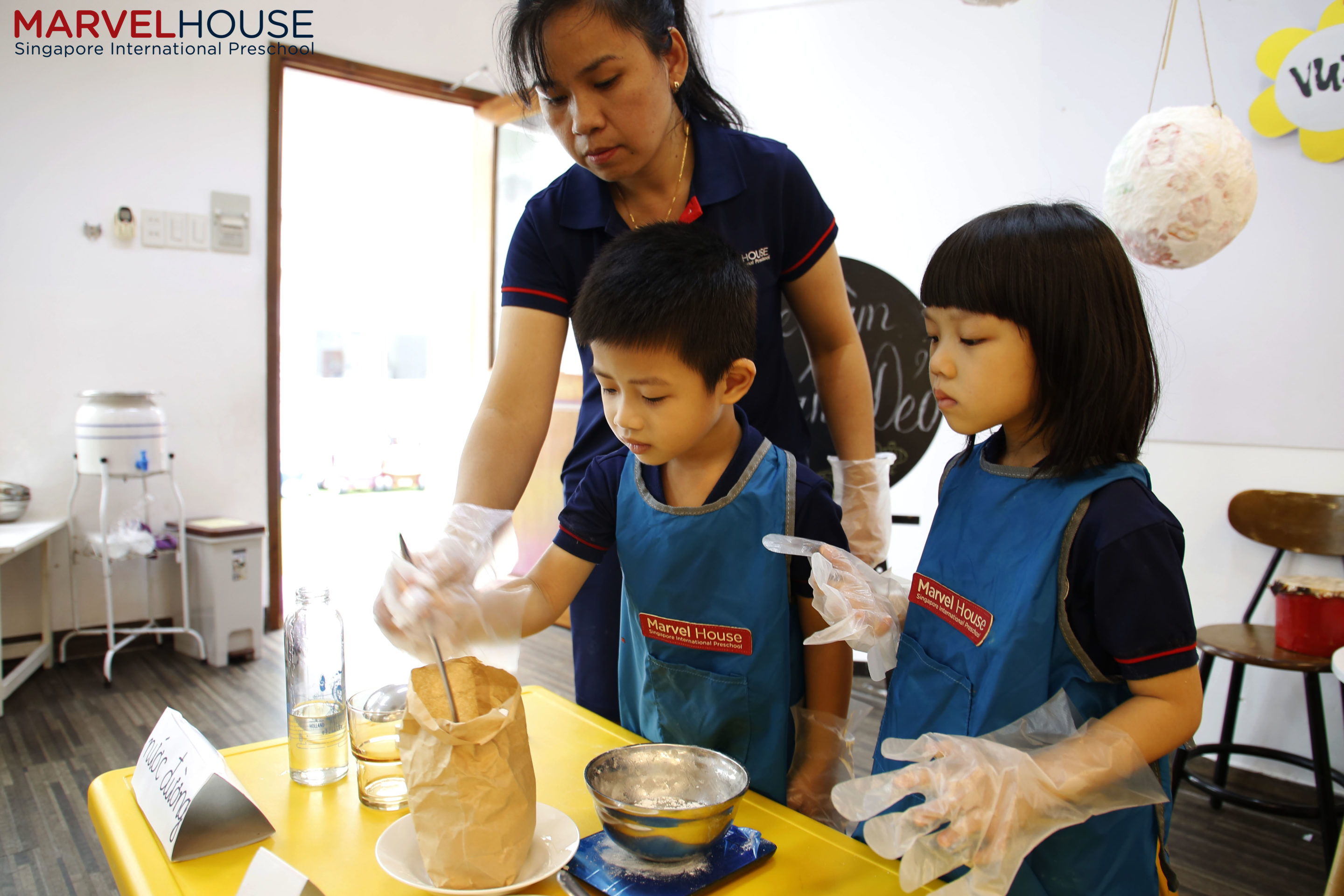 Sticky rice mooncake